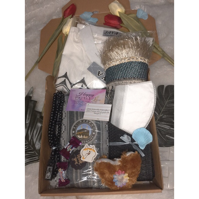 

GIFTBOX/HAMPERS/BAJUKOKO/KADO ULTAH/ANNIVERSARY/MURAH[BAYAR COD]