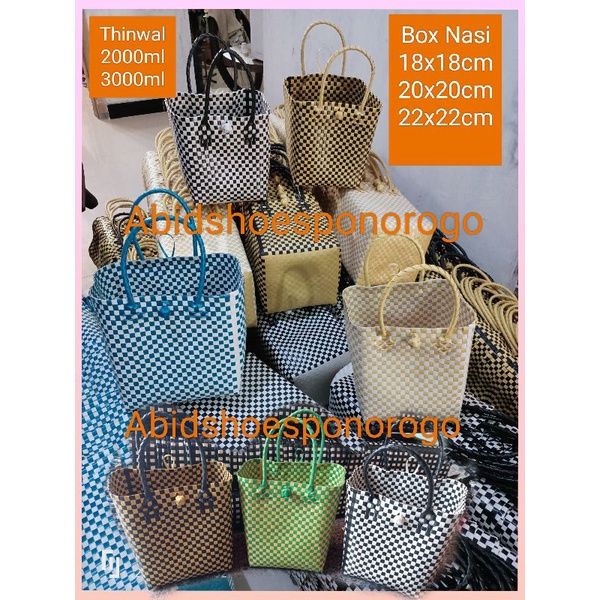 Tas anyaman | Tas besek persegi tempat nasi kotak 18x18cm 20x20cm 22x22cm thinwall 2000ml 3000ml murah grosir | Tas hajatan