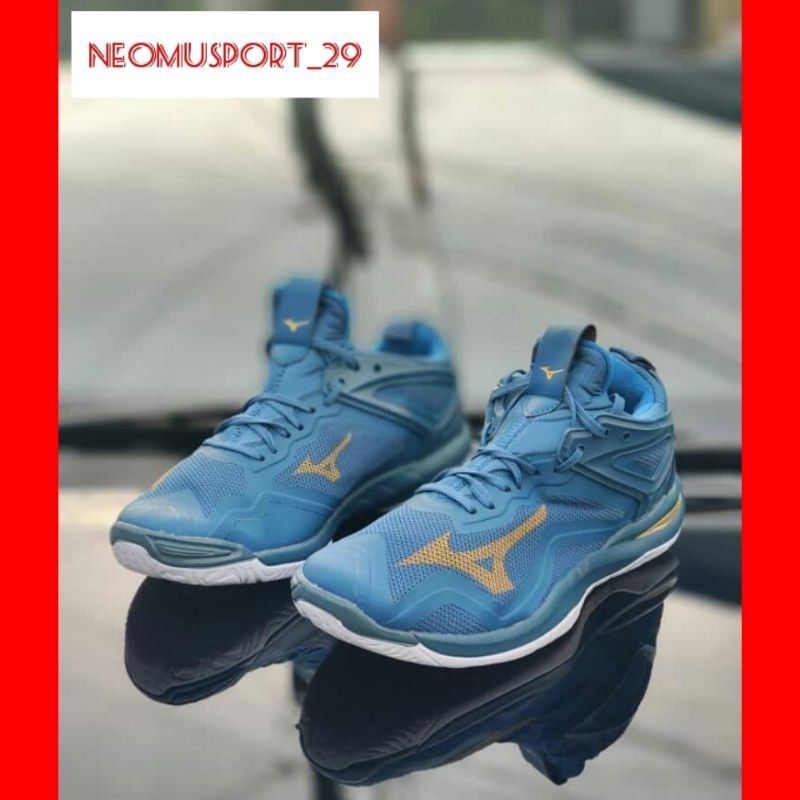 sepatu voli Mizuno Premium