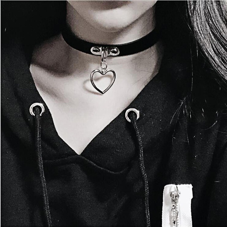 Kalung Rantai Pendek Bahan Kulit PU Desain Kepala Kucing Hati Gaya Punk Gothic Rock