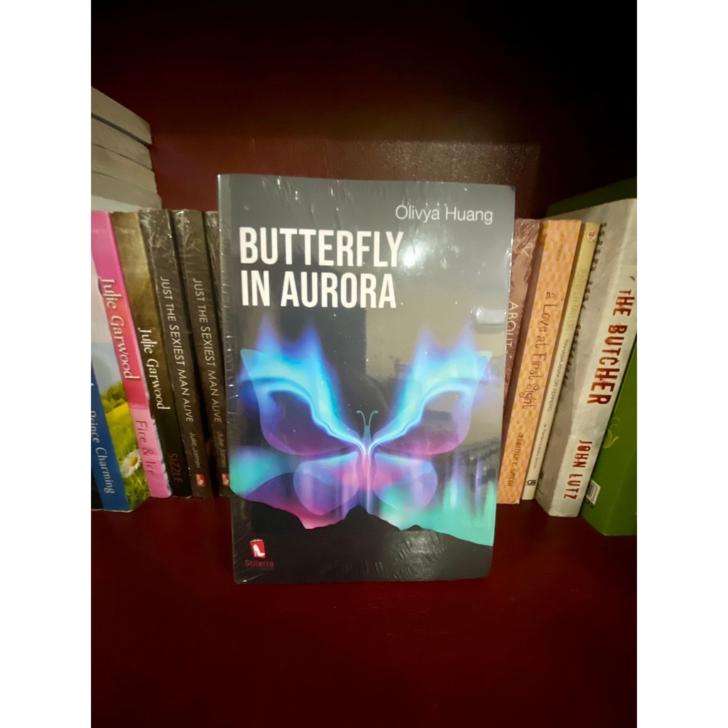 Novel Segel: Butterfly In Aurora
