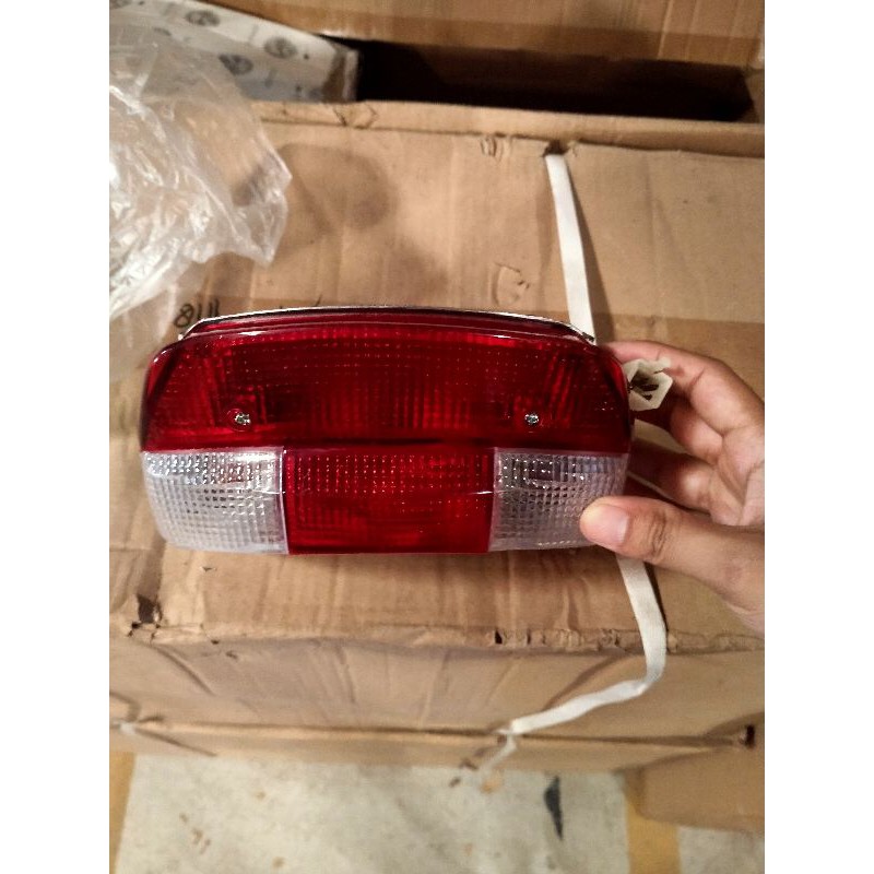 Lampu Belakang Force 1 ZR / Vega R