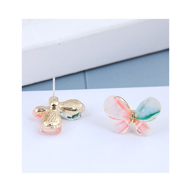 LRC Anting Tusuk Fashion Color Mixing Butterfly Alloy Contrast Color Stud Earrings A61828