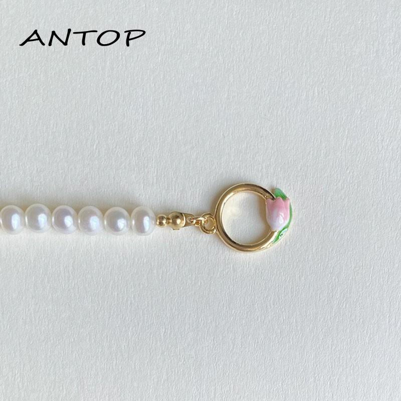Gelang Tangan Rantai Aksen Bunga Tulip + Mutiara Imitasi Untuk Wanita