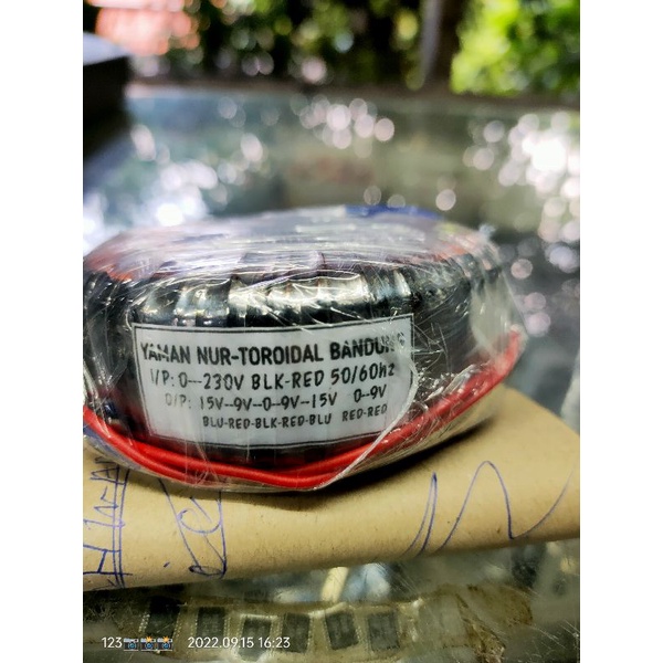 trafo donat 15v 9v 0 9v 15v   0 9v