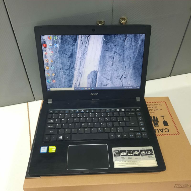 Laptop Acer Aspire E5-475G Cor i7-7500U 2.7Ghz Ram 8GB/ 1TB doble vga Nvdia Geforce 940Mx 2GB