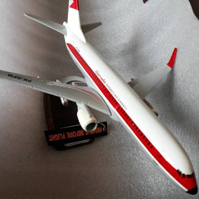 Old livery Garuda INDONESIA airways PK-GFM
