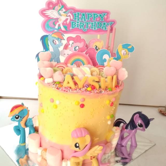 

Kue Ulang Tahun Tema little pony 20cm 4 tumpuk