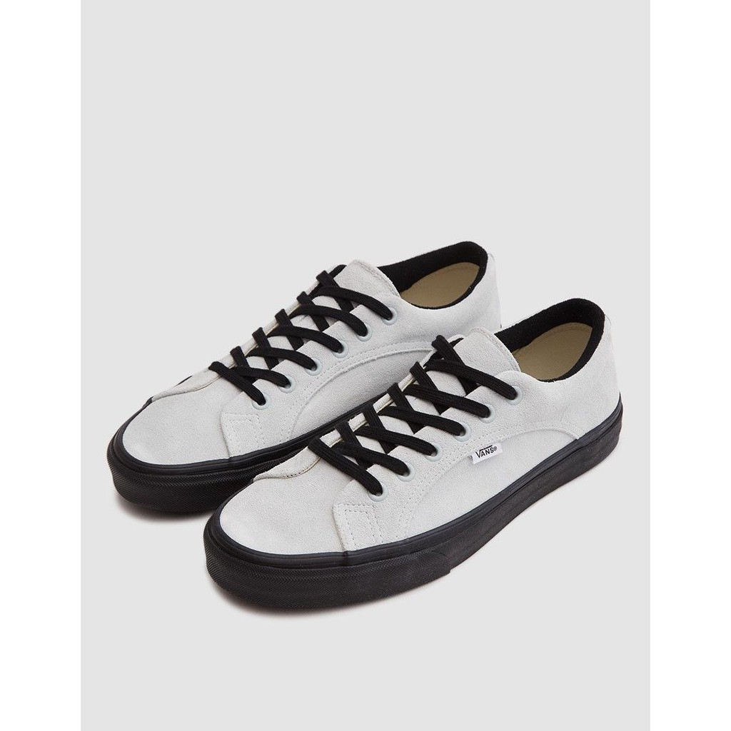 Sepatu Vans Ori Sneakers Vans Lampin Blue Flower Black