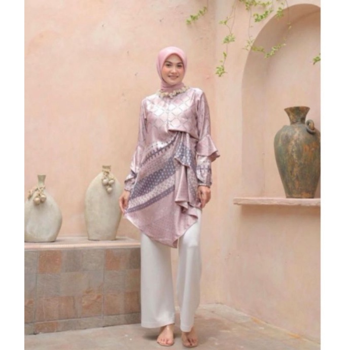 kayangan tunik blush size M by vanilla hijab