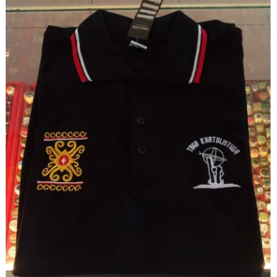 Baju Kaos Berkerah Logo Tugu Khatulistiwa