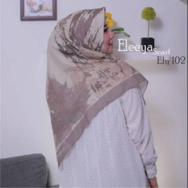 HIJAB SEGIEMPAT MOTIF ELY 102 || Eleeya Scarf