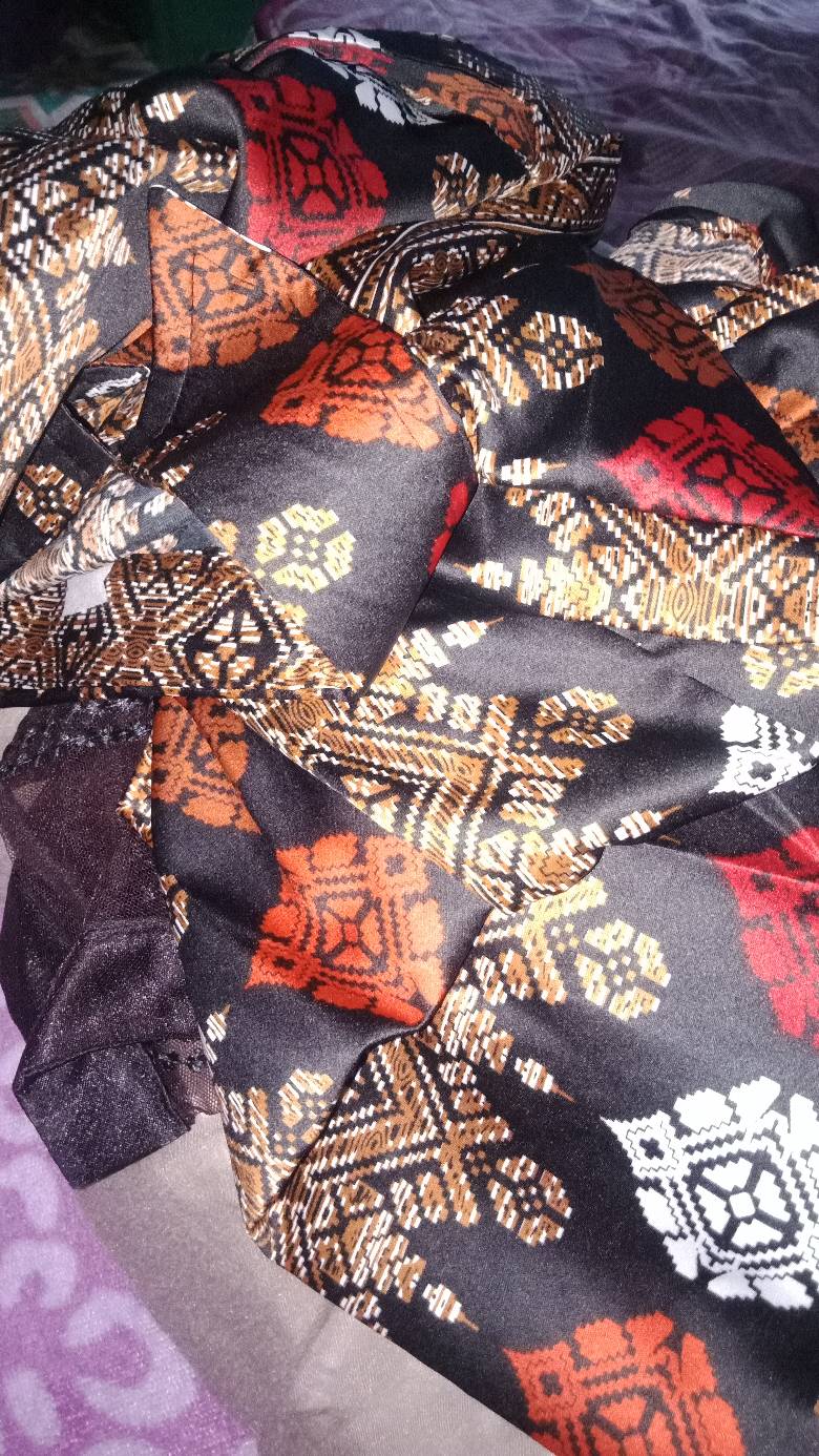 Kemeja Batik Panjang Motif Songket Toraja Hitam