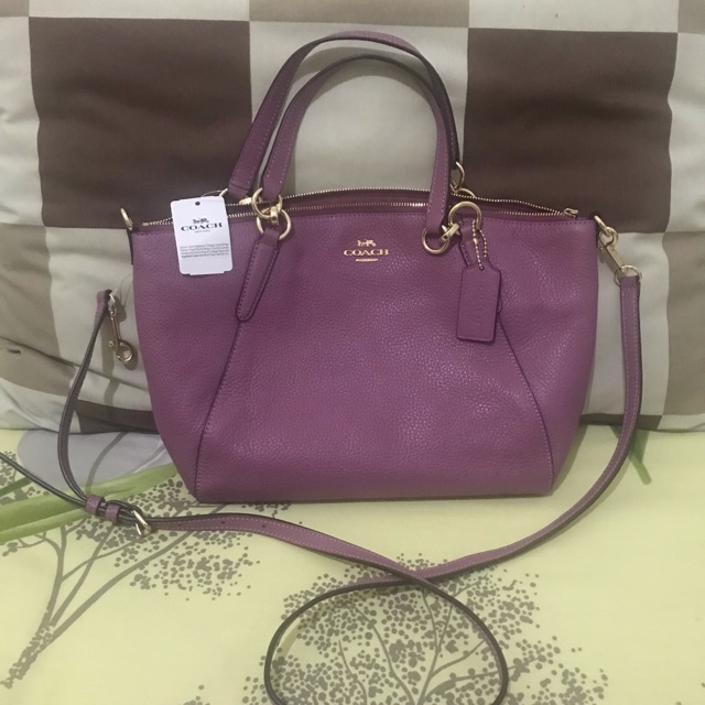 BNWT + Care card Coach Pebble Leather Small Kelsey Primrose (F28993)
