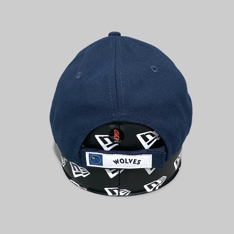 TOPI NEW ERA ORIGINAL THE LEAGUE MINNESOTA TIMBERWOLVES NAVY