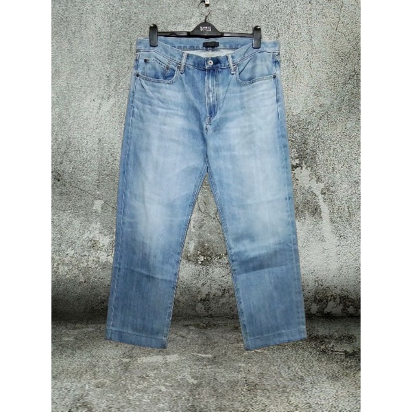 Uniqlo jeans import original jeans pria branded