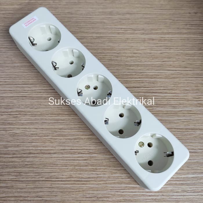 STOP KONTAK UTICON 5 LUBANG OUTBOW / TEMPEL