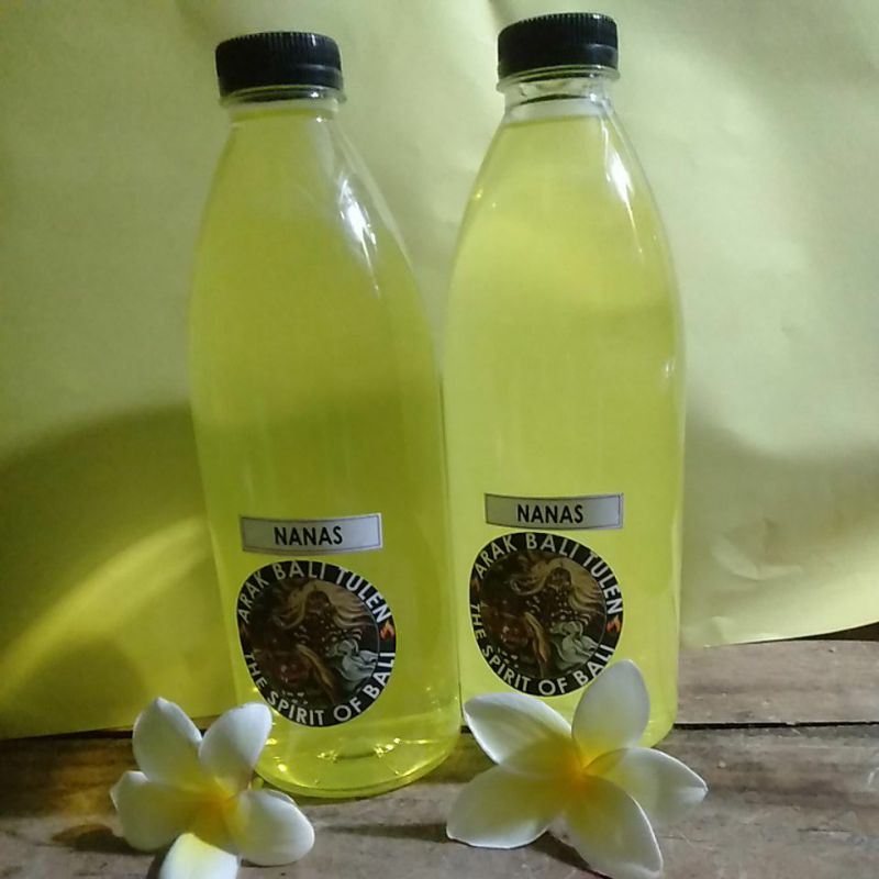 

Minuman khas Bali rasa Nanas