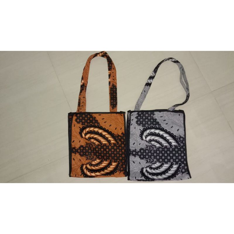 tas selempang batik