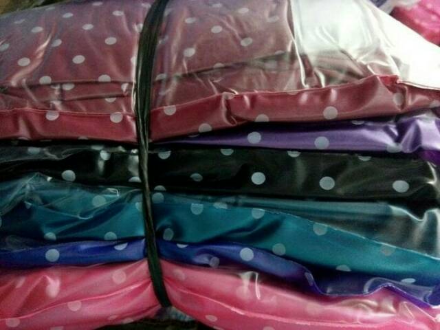 Plevia Jas hujan jaket celana Polkadot 810