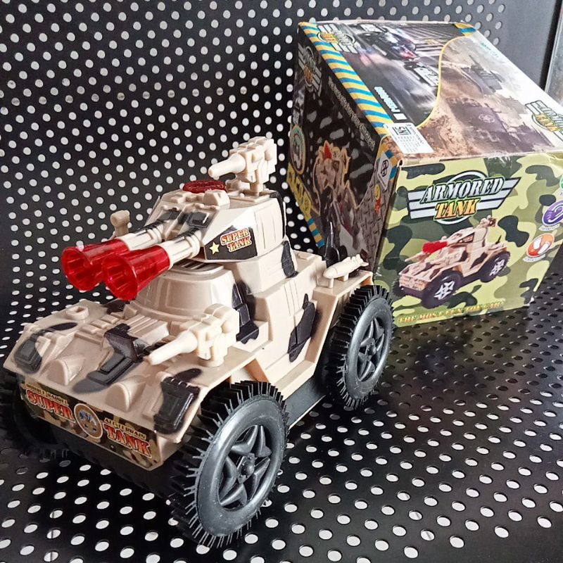 Mainan Tank Armored GBX 8030