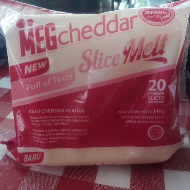 

Meg cheddar slice melt'20