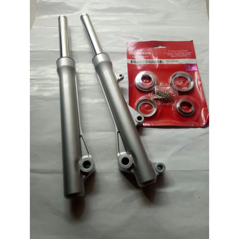 paket komplit as shock depan plus tabung dan komstir beat fi.beat karbu. vario techno 125.(kzl)