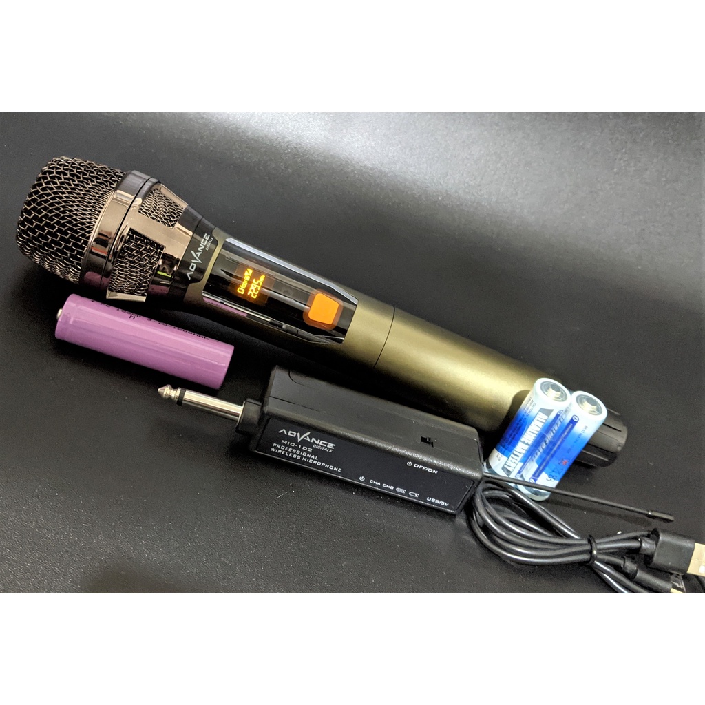 Mic wireless single advance 102 / Mic Profesional Wireless Microphone ADVANCE 103 Premium Original