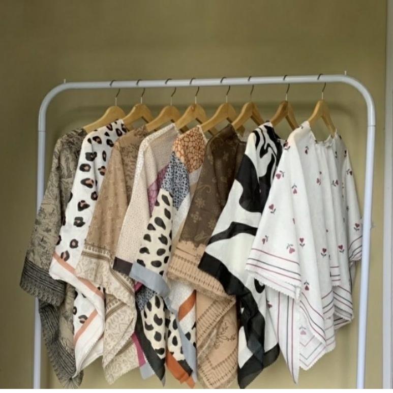 Outer Scarf Cardigan Motif/ outer scarf outwear / Cardigan scarf Bestseller / Outer Scarf baselayer 