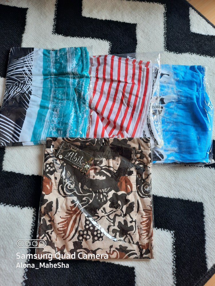 Kaos Cap Batangan Keren Bahan Katun Adem Nyaman