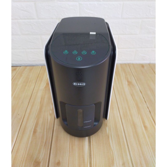 SALE....MEDRIS Oxygen concentrator 1-7 liter, generator Oksigen konsentator 93% oxygen murni cek VID