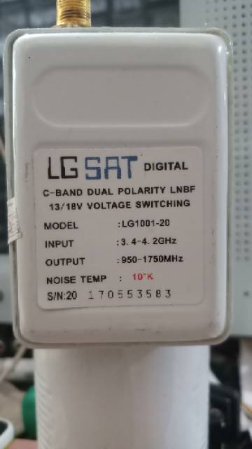 Lnb cband singgle out lgsat 1set putih conektor emas