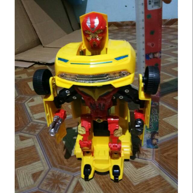 mainan mobil robot transformer jumbo 2in1 bumblebee
