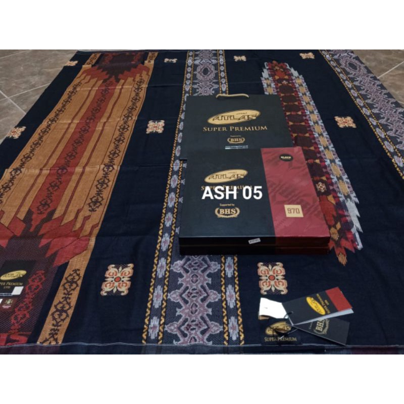 SARUNG ATLAS SUPER PREMIUM GOLD 970 TIPE A9 -JGK