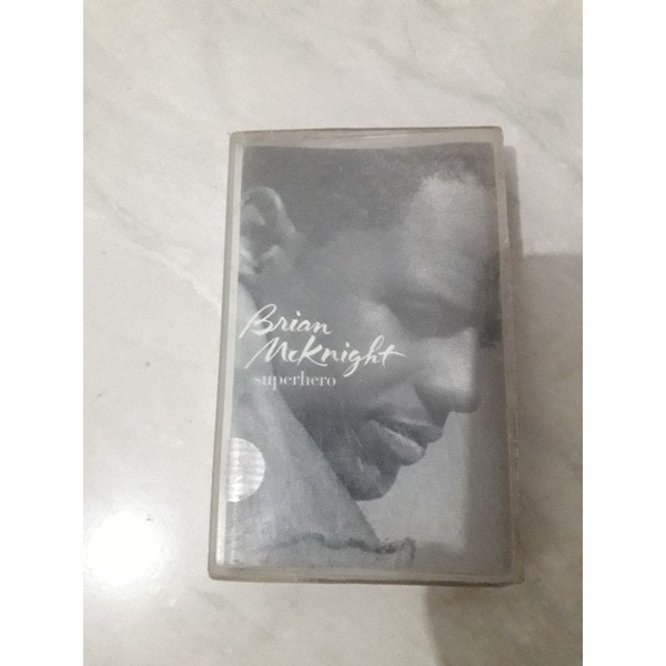 Kaset BRIAN MCKNIGHT - SUPERHERO