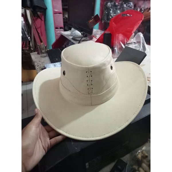 topi koboy kulit asli untuk pria model terbaru