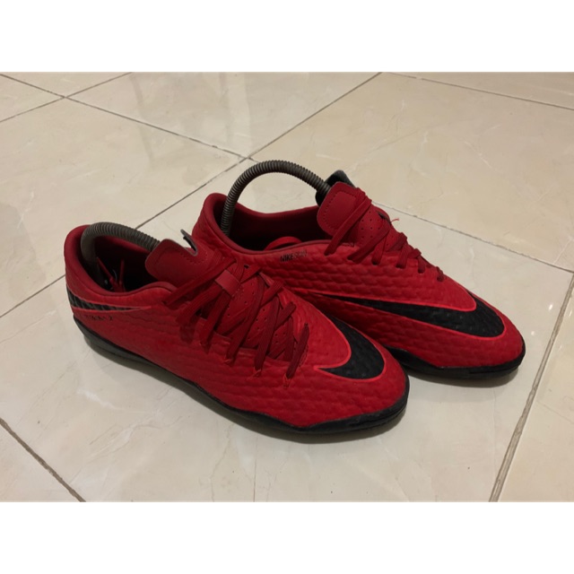 SEPATU FUTSAL/NIKE HYPERVENOM X PHELON III IC RED