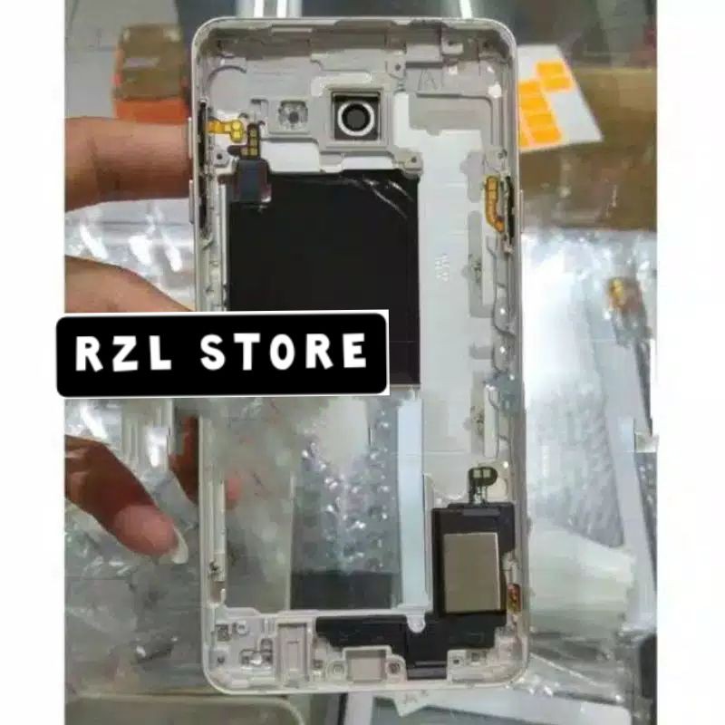 FRAME LCD SAMSUNG A7 2016 A710 TULANG TENGAH TATAKAN DUDUKAN LCD SAMSUNG A7 2016 A710 ORIGINAL/ORI..