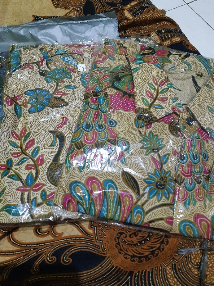 Blus Batik Kantor