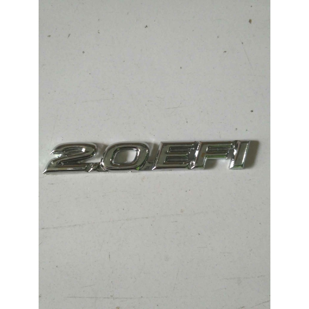 Emblem 2.0 EFI Kijang
