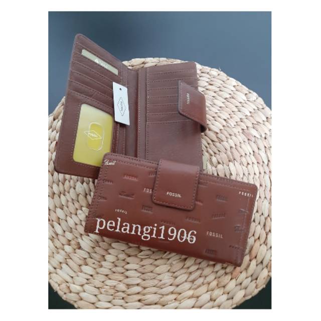 Dompet Fossil Logan Tab Brown Multi