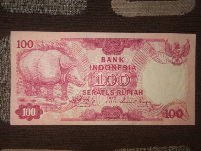 UANG KUNO UANG MAHAR 100 RUPIAH BADAK 1977