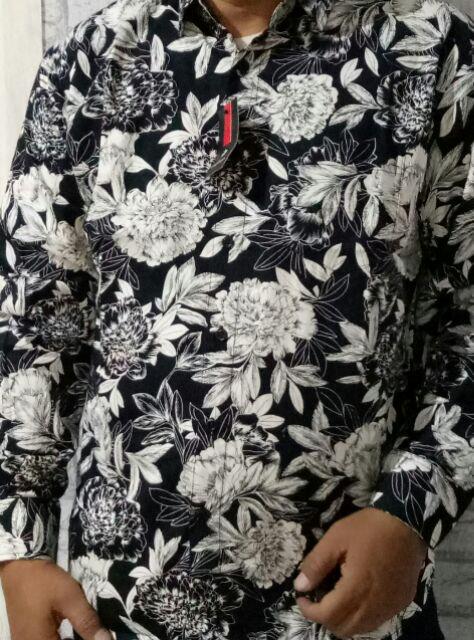 Kemeja Batik Pria Lengan Panjang Keren Model Slimfit Pas Body Merk Asli Luigi Batani Asli