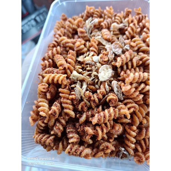 

Spiral Kriuk Home Made By MRA 500ML Pedas Asin