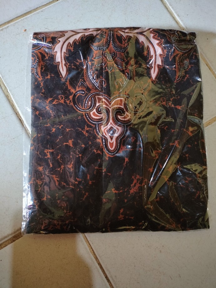 Batik Pria Lengan Panjang Lapis Furing Katun Primisima Batik Solo