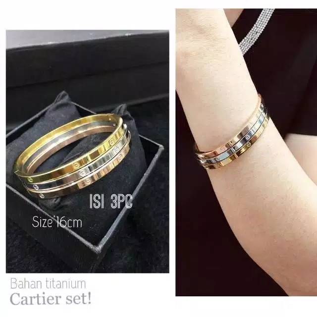 Gelang set / gelang titanium anti karat / gelang wanita / gelang import / aksesoris gelang / gelang