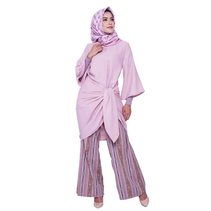 sarimbit lovia elzatta