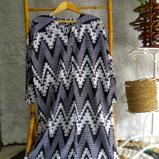 Daster Sarwendah Panjang, LD 115 fit to 117. Bahan katun rayon, ready stok