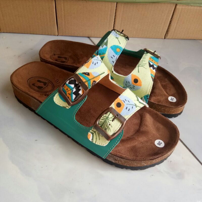Sandal wanita ban 2