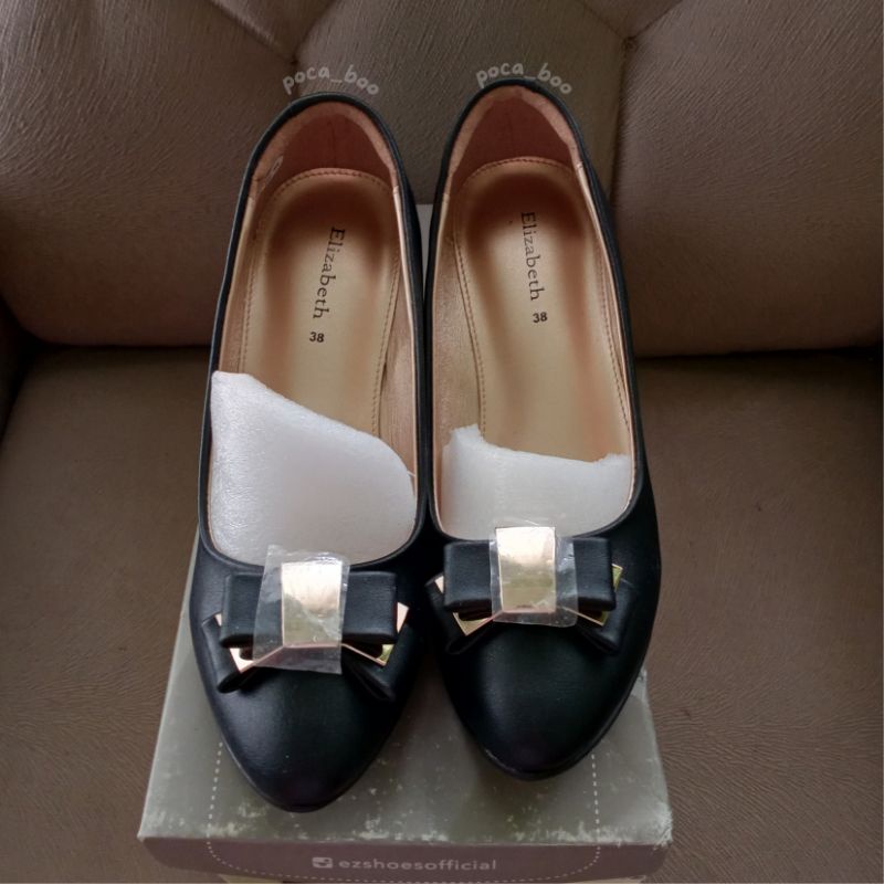 Sepatu Elizabeth 689 019 Size 38